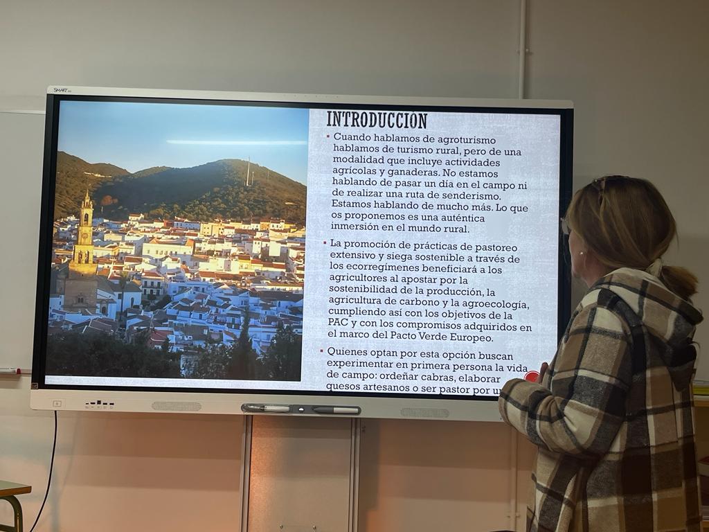 WhatsApp Image 2023-12-27 at 08.59.37